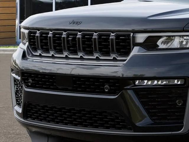 2026 Jeep Grand Cherokee Summit 4x4