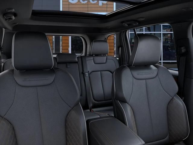 2026 Jeep Grand Cherokee Summit 4x4