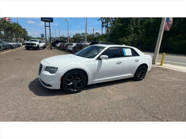 2022 Chrysler 300 S
