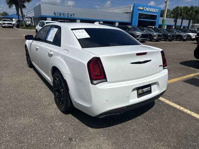 2022 Chrysler 300 S