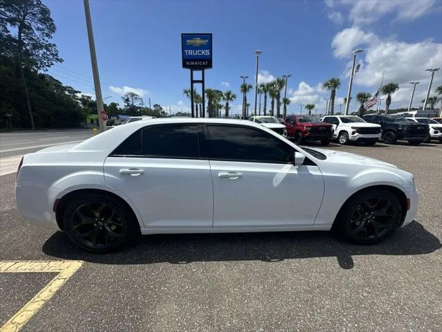 2022 Chrysler 300 S
