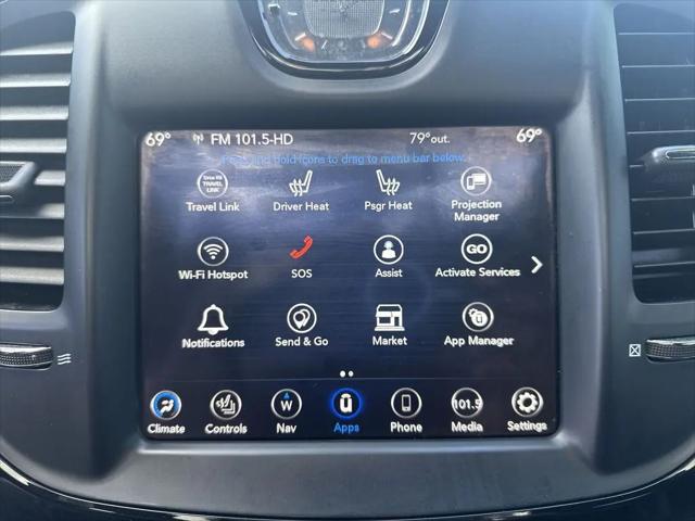 2022 Chrysler 300 S