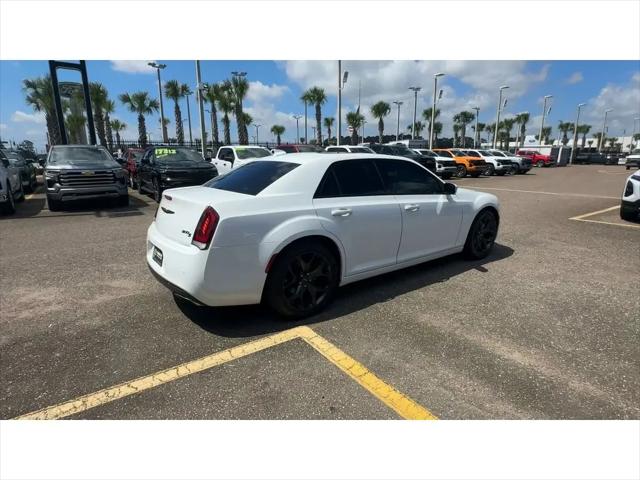 2022 Chrysler 300 S