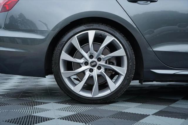 2022 Audi A4 Premium Plus 45 TFSI S line quattro S tronic