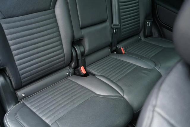 2023 Land Rover Discovery P300 S R-Dynamic