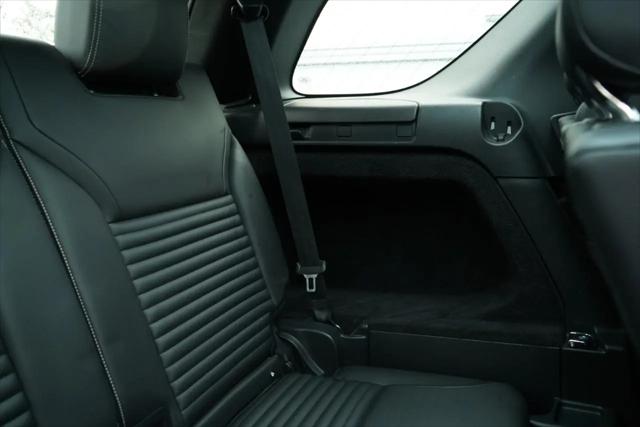 2023 Land Rover Discovery P300 S R-Dynamic