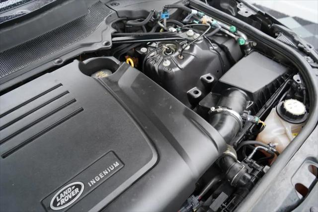2023 Land Rover Discovery P300 S R-Dynamic