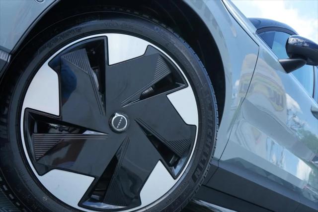 2026 Volvo EX30 Ultra Twin Motor Performance, Fully electric