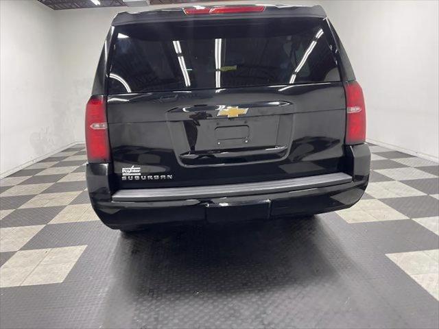 2020 Chevrolet Suburban 4WD LT