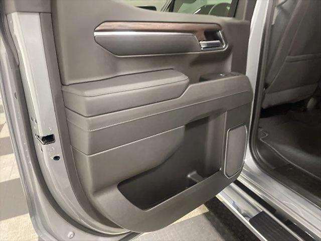 2026 GMC Sierra 1500 Crew Cab, Short Bed, SLT, 4WD
