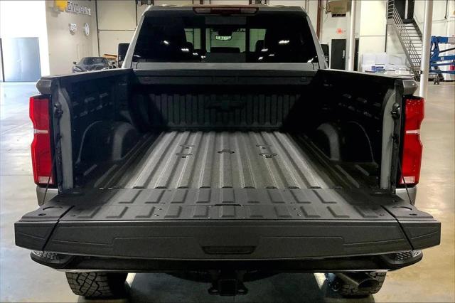 2026 Chevrolet Silverado 2500HD Crew Cab, Standard Bed, XR2, 4WD