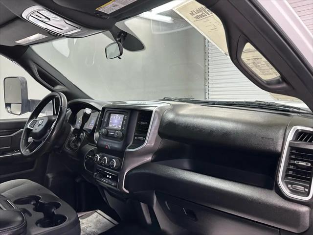 2021 Ram 3500 Lone Star Crew Cab 4x4 8' Box