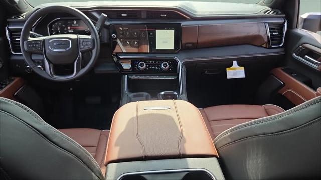 2026 GMC Sierra 2500HD Crew Cab, Standard Bed, Denali Ultimate, 4WD