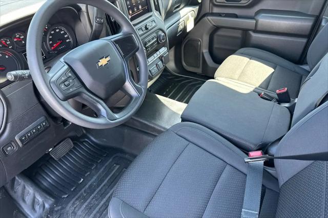 2026 Chevrolet Silverado 2500HD Crew Cab, Long Bed, WT, RWD