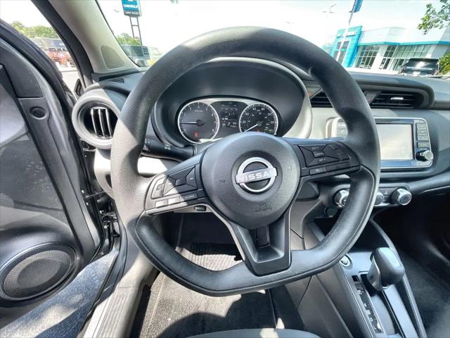 2025 Nissan Kicks S