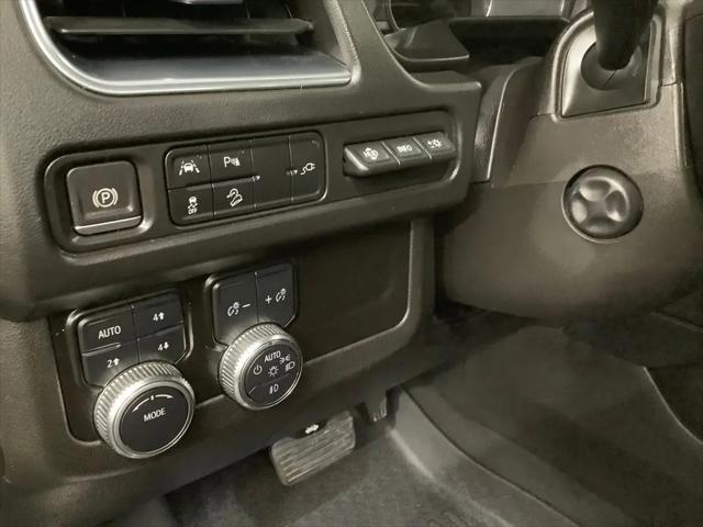 2021 GMC Yukon XL 4WD AT4