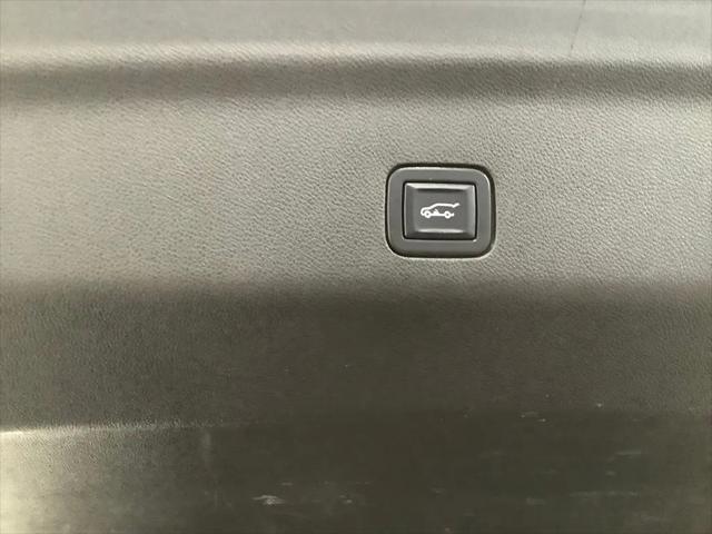 2021 GMC Yukon XL 4WD AT4