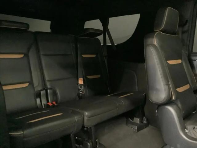 2021 GMC Yukon XL 4WD AT4