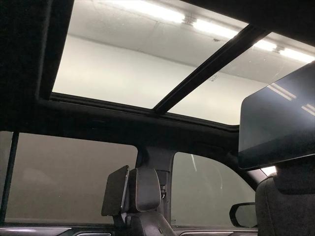 2021 GMC Yukon XL 4WD AT4