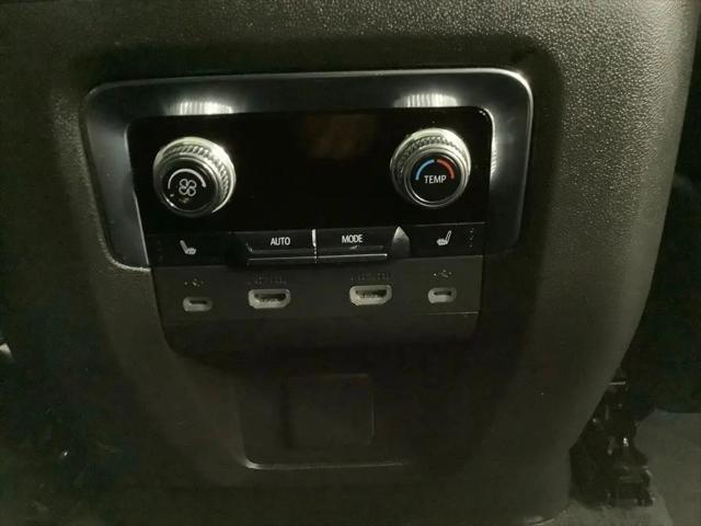 2021 GMC Yukon XL 4WD AT4