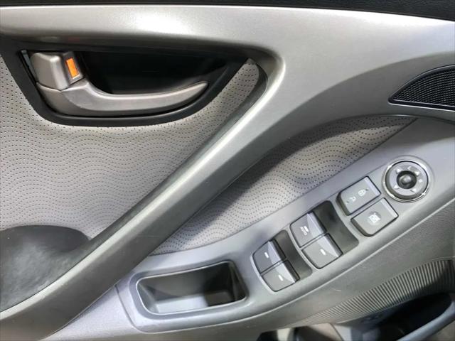 2012 Hyundai Elantra Limited (Ulsan Plant)
