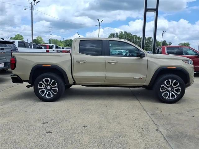 2024 GMC Canyon 4WD AT4