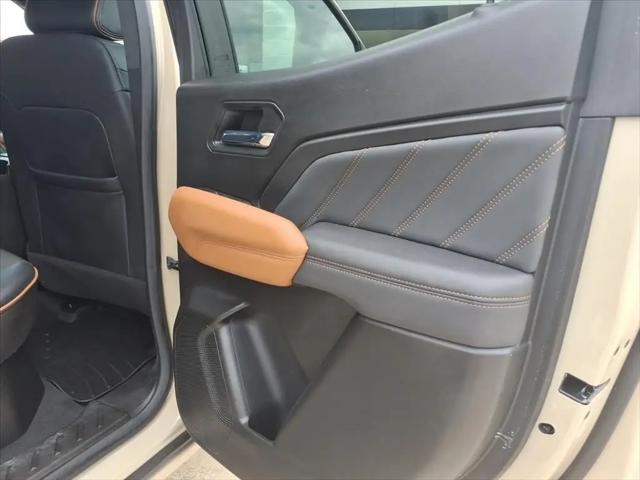 2024 GMC Canyon 4WD AT4