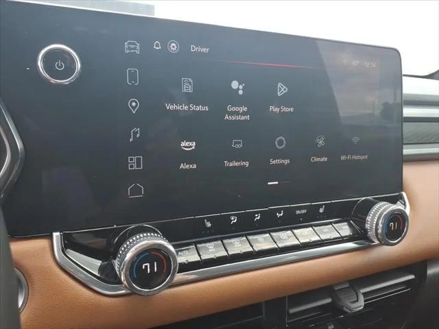 2024 GMC Canyon 4WD AT4