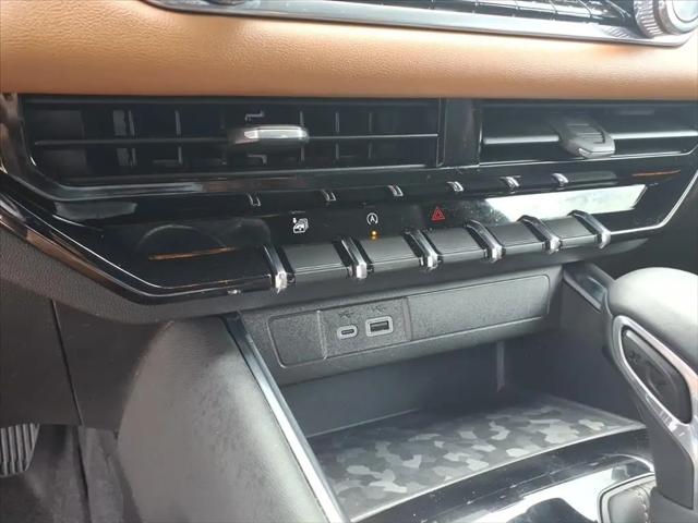 2024 GMC Canyon 4WD AT4