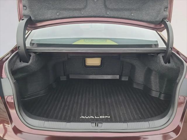 2018 Toyota Avalon XLE Premium
