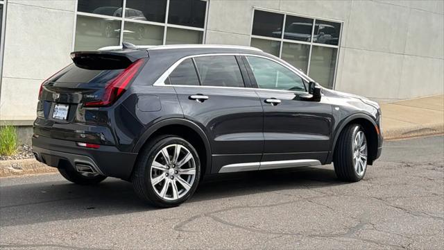 2022 Cadillac XT4 AWD Premium Luxury