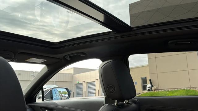 2022 Cadillac XT4 AWD Premium Luxury