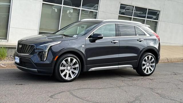2022 Cadillac XT4 AWD Premium Luxury