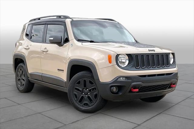 2017 Jeep Renegade Deserthawk 4x4