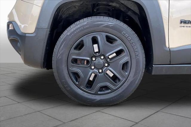 2017 Jeep Renegade Deserthawk 4x4