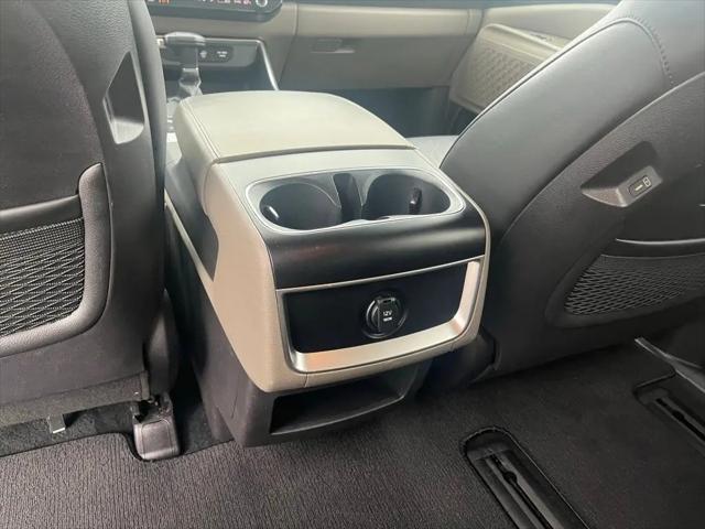 2025 Kia Carnival MPV LXS
