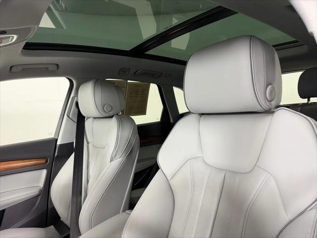 2023 Audi Q5 Premium Plus 55 TFSI e S line quattro S tronic