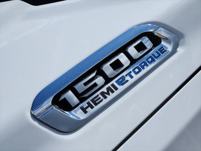 2023 Ram 1500 Big Horn Crew Cab 4x4 5'7" Box