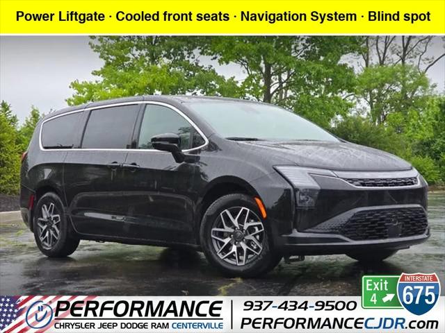 2027 Chrysler Pacifica Limited for sale in Centerville, OH