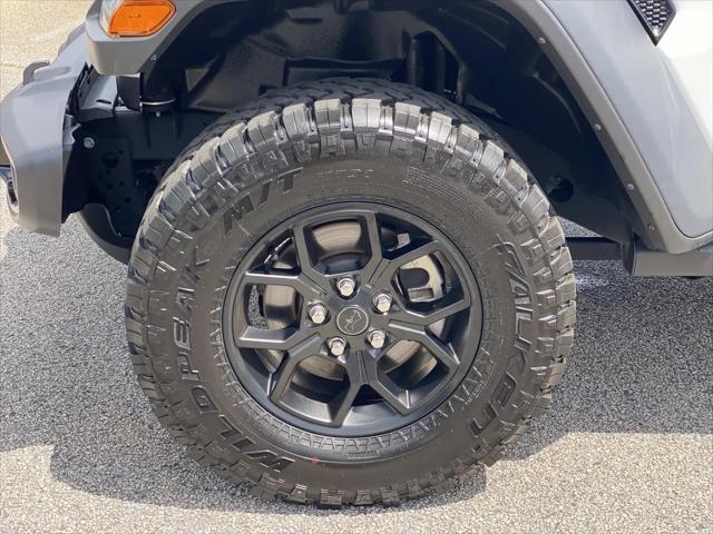 2025 Jeep Wrangler 4-Door Willys 4x4