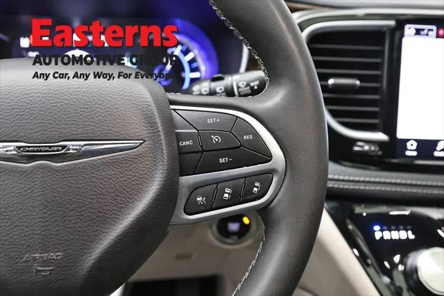 2023 Chrysler Pacifica Hybrid Limited