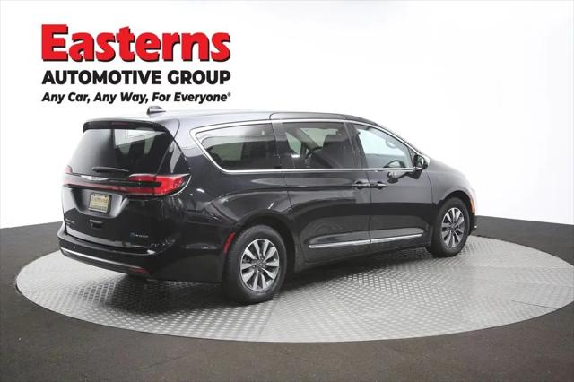 2023 Chrysler Pacifica Hybrid Limited