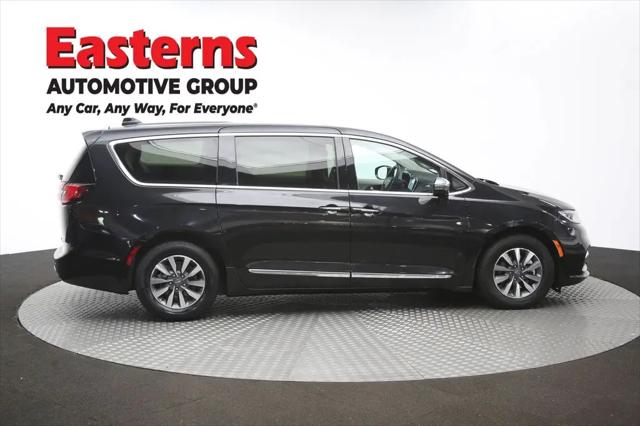 2023 Chrysler Pacifica Hybrid Limited