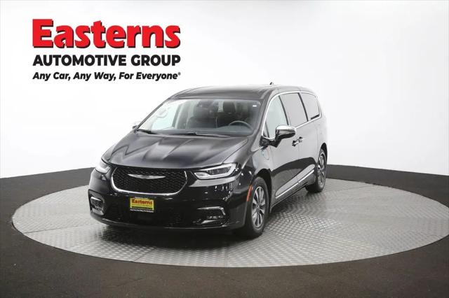 2023 Chrysler Pacifica Hybrid Limited