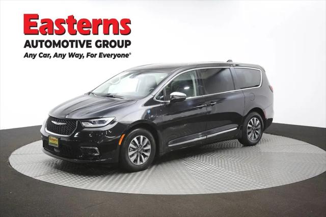 2023 Chrysler Pacifica Hybrid Limited