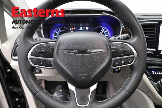 2023 Chrysler Pacifica Hybrid Limited