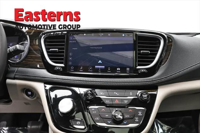2023 Chrysler Pacifica Hybrid Limited