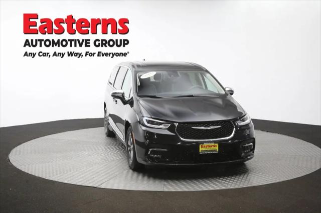 2023 Chrysler Pacifica Hybrid Limited