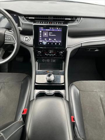 2023 Jeep Grand Cherokee L Altitude 4x4