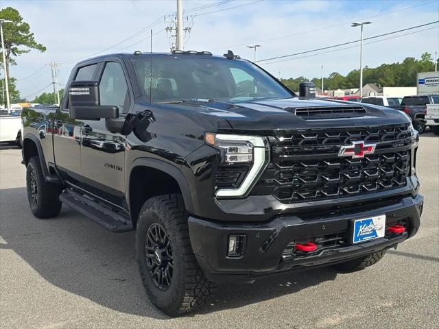 2026 Chevrolet Silverado 2500HD Crew Cab, Standard Bed, XR2, 4WD